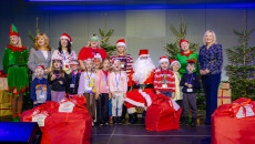 Dwujęzyczna zabawa! Ponad 350 dzieci z całego regionu na mikołajkowym finale w Targach Kielce!