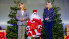 Dwujęzyczna zabawa! Ponad 350 dzieci z całego regionu na mikołajkowym finale w Targach Kielce!