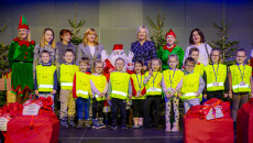 Dwujęzyczna zabawa! Ponad 350 dzieci z całego regionu na mikołajkowym finale w Targach Kielce!