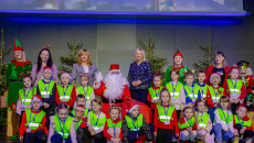 Dwujęzyczna zabawa! Ponad 350 dzieci z całego regionu na mikołajkowym finale w Targach Kielce!