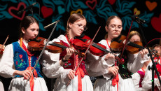 Marszałek Renata Janik z wyróżnieniem „Przyjaciel Osób Niepełnosprawnych”. Wzruszający Koncert Papieski w Rudkach