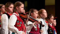 Marszałek Renata Janik z wyróżnieniem „Przyjaciel Osób Niepełnosprawnych”. Wzruszający Koncert Papieski w Rudkach