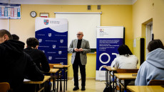 Zajęcia o polskiej służbie zagranicznej w skarżyskich szkołach