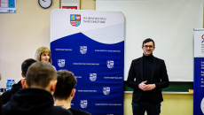 Zajęcia o polskiej służbie zagranicznej w skarżyskich szkołach