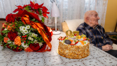 Z wizytą u bohatera. Wzruszające 97. urodziny kombatanta Andrzeja Jachymczyka