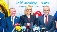 10 tys. zł dla co 50. narodzonego dziecka w WSzZ w Kielcach oraz nowoczesne leczenie endometriozy! Jesteśmy liderem prorodzinnych rozwiązań