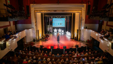 Powiatowy Dzień Babci i Dziadka w Wojewódzkim Domu Kultury w Kielcach