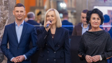 Renata Janik, marszałek województwa świętokrzyskiego, Elżbieta Korus, dyrektor Regionalnego Ośrodka Polityki Społecznej w Kielcach, Damian Gad, przewodniczący Świętokrzyskiej Rady Działalności Pożytku Publicznego