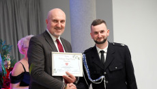 636936759 122284805984196162 2405940033899643143 N