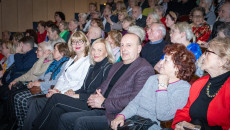 Senior Show - scena w Wojewódzkim Domu Kultury należała do seniorów