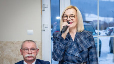 640713832 1514941227302769 1827167152640826815 N