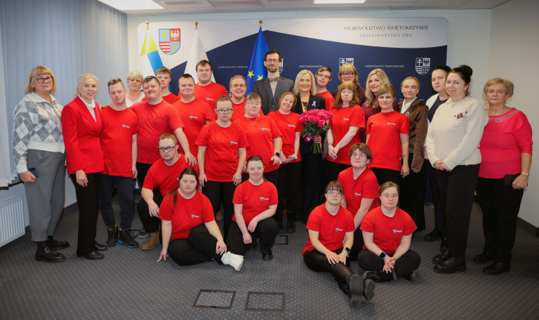 Spotkanie z artystami z zespołu "Uśmiech"