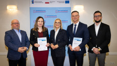 Z udziałem marszałek Renaty Janik podsumowano szkolenie z zakresu procesu deinstytucjonalizacji