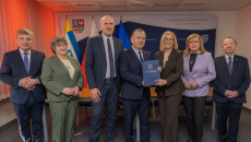 Ponad 35,5 mln zł z funduszy unijnych na świętokrzyskie zabytki, wodociągi i przedszkola!