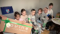 Marszałek Renata Janik z wizytą w rodzinnym domu dziecka