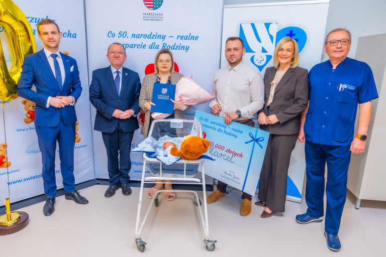Mały Marcel z Jędrzejowa 350. dzieckiem objętym wsparciem programu "Co 50. narodziny - realne wsparcie dla Rodzin"