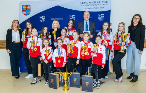 Utalentowane zawodniczki z Sandomierza z wizytą w urzędzie
