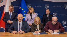 Ponad 35,5 mln zł z funduszy unijnych na świętokrzyskie zabytki, wodociągi i przedszkola!