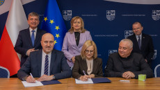 Ponad 35,5 mln zł z funduszy unijnych na świętokrzyskie zabytki, wodociągi i przedszkola!