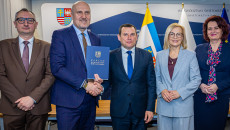 Ponad 12,5 mln zł na edukację w Świętokrzyskiem! Nowe miejsca w przedszkolach i rozwój licealistów