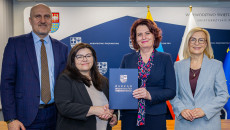 Ponad 12,5 mln zł na edukację w Świętokrzyskiem! Nowe miejsca w przedszkolach i rozwój licealistów