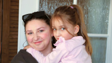 Marszałek Renata Janik z wizytą w rodzinnym domu dziecka