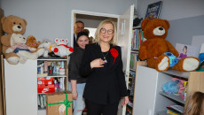 Marszałek Renata Janik z wizytą w rodzinnym domu dziecka