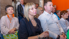 Wręczono stypendia dla wybitnych uczniów ze świętokrzyskich szkół