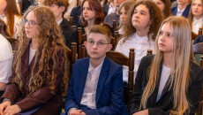 Wręczono stypendia dla wybitnych uczniów ze świętokrzyskich szkół