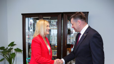 Marszałek województwa świętokrzyskiego Renata Janik, marszałek województwa małopolskiego Łukasz Smółka
