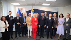 Spotkanie samorządowców i przedstawicieli organizacji turystycznych z  Małopolski i Świętokrzyskiego