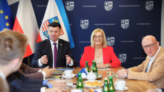 Spotkanie samorządowców i przedstawicieli organizacji turystycznych z  Małopolski i Świętokrzyskiego