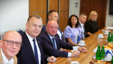 Spotkanie samorządowców i przedstawicieli organizacji turystycznych z  Małopolski i Świętokrzyskiego