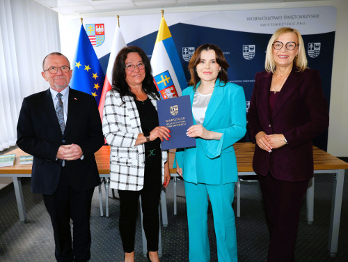 Podpisano umowy na realizację Porejestrowego Doświadczalnictwa Odmianowego