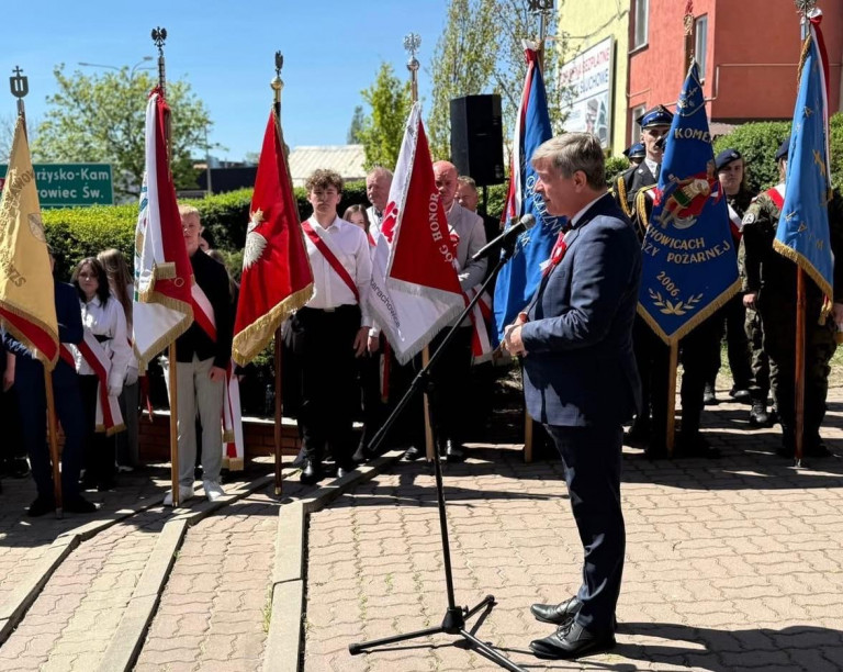 Uroczyste obchody narodowego Święta Konstytucji 3 Maja w Starachowicach
