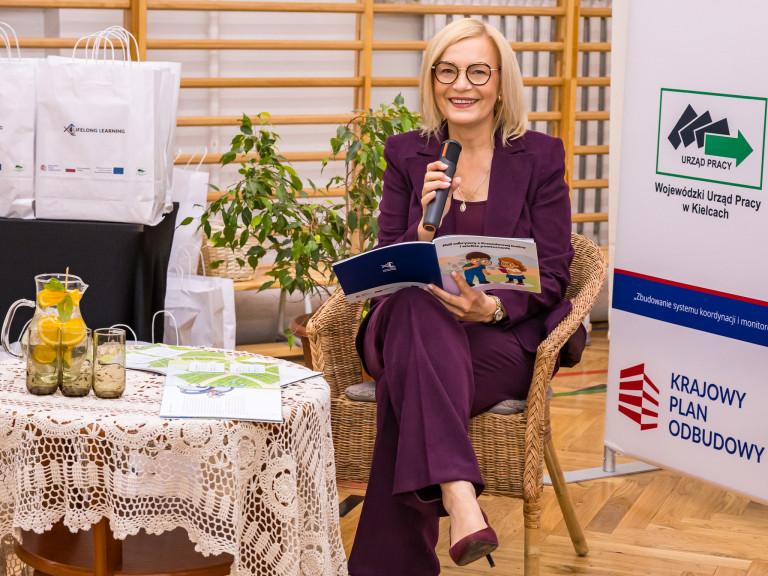 O małych odkrywcach, wielkich talentach i supermocach. Spotkanie w SP 18 w Kielcach