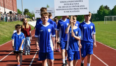 Uczniowie Szkoły W Micigoździe