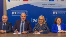 Ponad 22,5 mln zł na rozwój transportu w Powiecie Ostrowieckim i rewitalizację Ostrowca Świętokrzyskiego