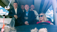 Turyści wygodnie i szybko dotrą na Święty Krzyż. Ruszają turystyczne, wakacyjne połączenia autobusowe