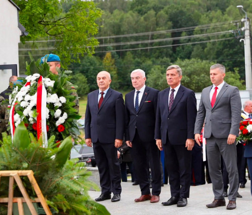 Obchody 83. rocznicy Pacyfikacji Wsi Michniów oraz Dnia Walki i Męczeństwa Wsi Polskiej