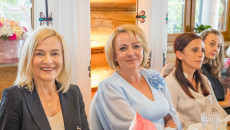 Złote Gody w Nowej Słupi. Marszałek Renata Janik uhonorowała jubilatów