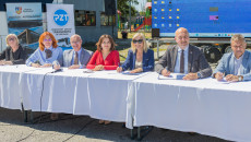 Blisko 37 mln zł na rewitalizację, rozwój transportu zbiorowego i budowę sieci wodno-ściekowych w powiecie opatowskim